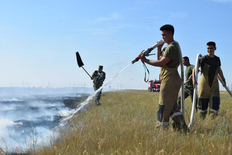 Kazakistan’da bozkır yangınları