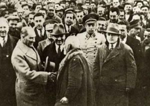 Kaderi kesişenler: Atatürk ve Türk Milleti