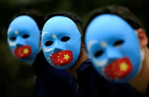 Çin’in Uygur Türkü siyasetini kınayan ülkeler arasına katıldı